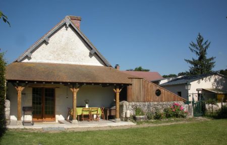 G&icirc;te n&deg;41G847 Fresnes - Loir-et-Cher - C&ocirc;t&eacute; jardin