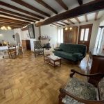LA CHEMINEE EST NON UTILISABLE ET UNIQUEMENT DECORATIVE LA CHEMINEE EST NON UTILISABLE ET UNIQUEMENT DECORATIVE