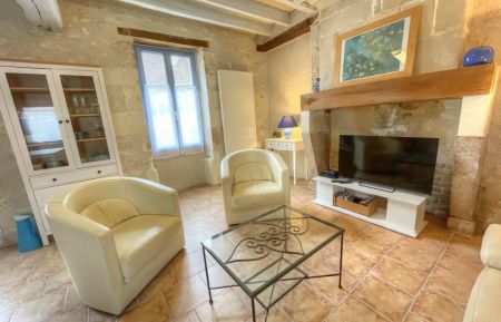 G&icirc;te n&deg;41G1332 Pontlevoy - Loir-et-Cher - Coin salon TV- DVD