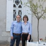 Pascal et Claudine sont ravis de vous accueillir au Clos des P&eacute;ziers.